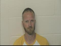 Mugshot of CASTILLO, NORVAL