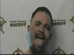 Mugshot of SIZEMORE, STEVEN