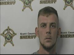 Mugshot of ARNETT, JAYDE